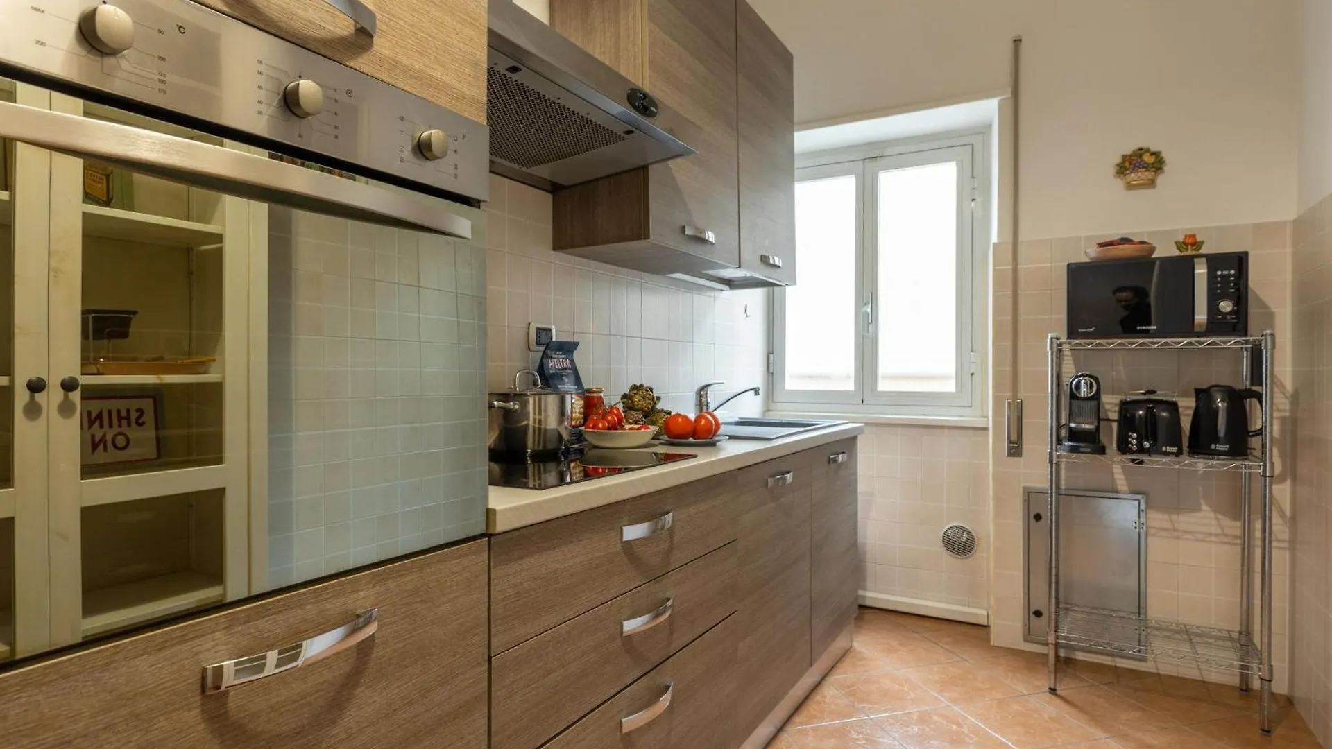 Casabaleno - Luxury Apartment In Rome San Giovanni Area 0*,